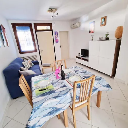 Quadrilocale Vicino Al Centro - Nido Del Colibri Apartment Ravenna Exterior photo